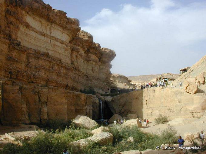 Im Bett des Flusses bis zum Wasserfall von Tamerza - Tunesien