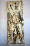 National Museum von Karthago, Flachrelief einer Frau, die ein Füllhorn, Tunesien.