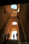 Amphitheater von El Jem, der Blick auf den Galerien unten, Tunesien.