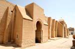 West-Eingänge (جادة إبراهيم إبن الأغلب) Jamaa Sidi Uqba, Kairouan, Tunesien.