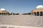 Gesamtansicht der Plaza und das Mausoleum von Bourguiba Monastir, Tunesien.
