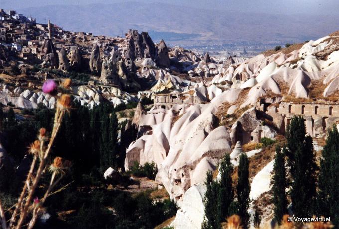Delirium einer Landschaft von Kappadokien, Uchisar - Türkei