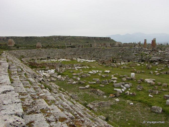 Der größte antike Stadion von Kleinasien, Perge - Türkei