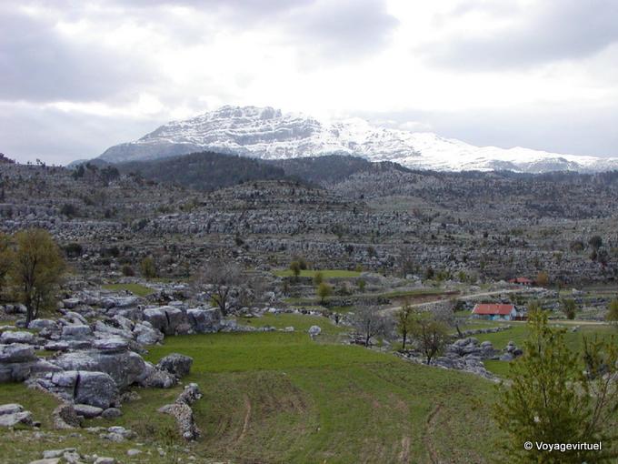 Panorama auf die umliegende Selge - Türkei