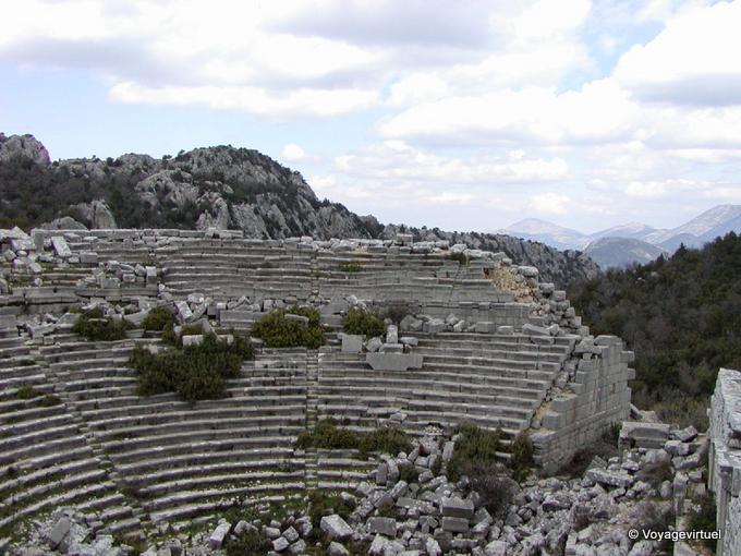 Östlich der Agora, Theater, Termessos - Türkei